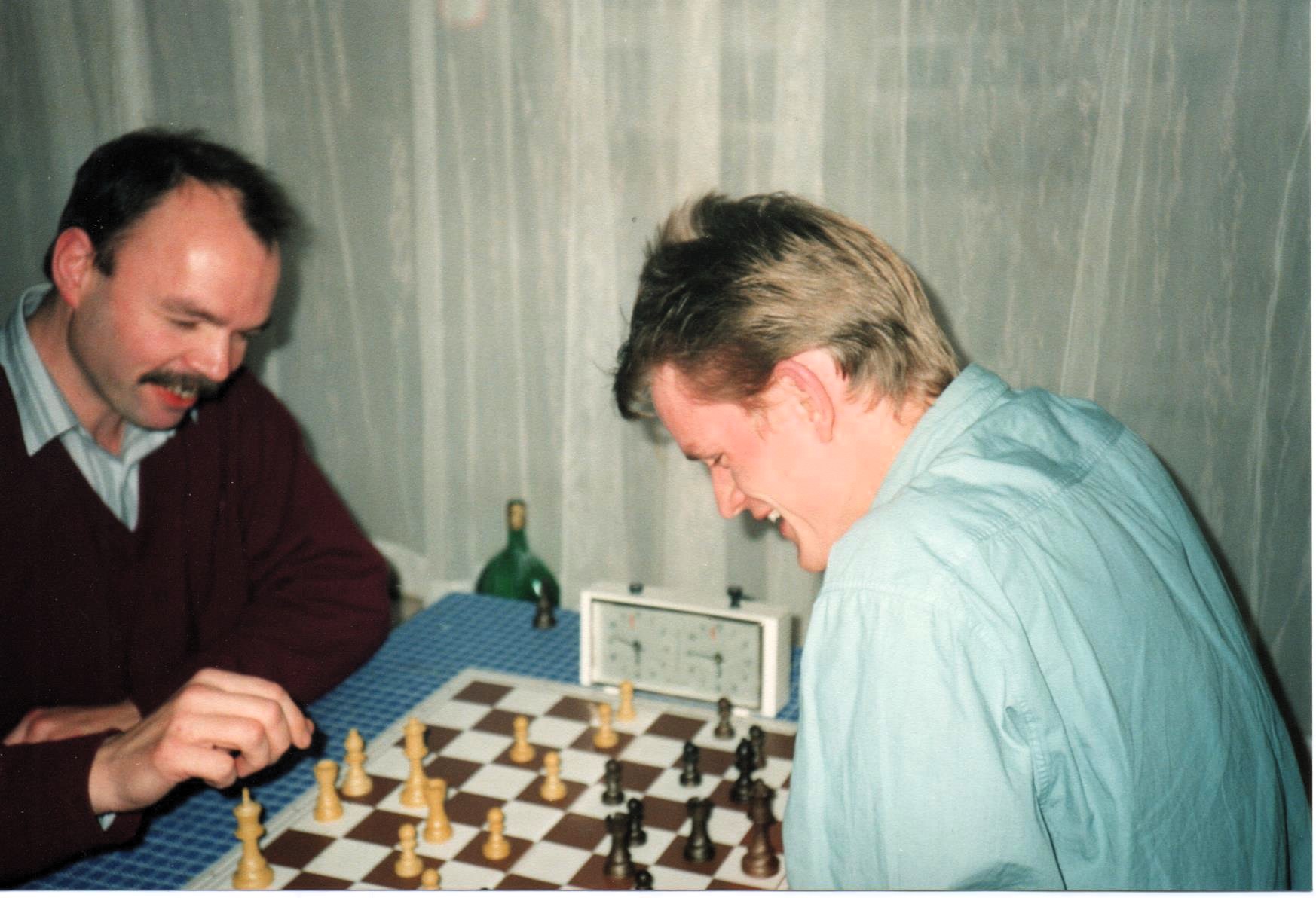 PvR_Wolter_schaakt_met_Jody_Molier2.jpeg